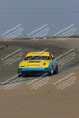 media/Oct-29-2022-CalClub SCCA (Sat) [[e05833b2e9]]/Race Group 4/Qualifying (Outside Grapevine)/